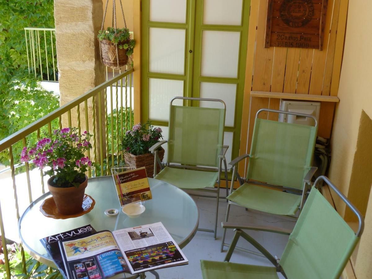 La Cle Des Chants Vergeze Room photo